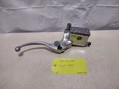 1997 铃木掠夺者 VZ800 前盘式制动主缸 #425.1-40 — 第 1/4 张图片