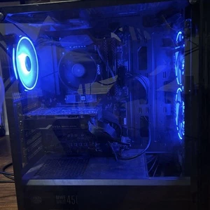 ryzen 5 5600 x570 gaming pc read description for more details - Picture 1 of 5