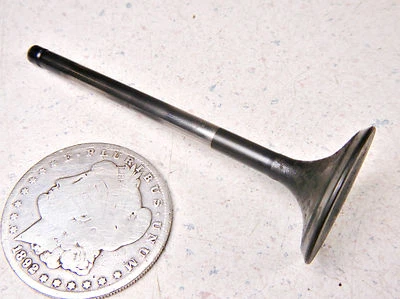 VÁLVULA DE ADMISIÓN 83 SUZUKI SP125  Foto 1 de 4