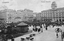 cartolina ITALIA TRIESTE PIAZZA GRANDE italy postcard