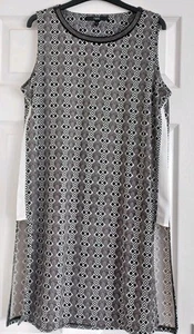 Next Size 12 Black & White Geometric Pattern Sleeveless Top With Side Splits - Picture 1 of 6