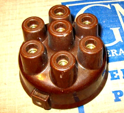 Tapa distribuidor Packard NOS 1938-1955 Chevrolet, GMC, Nash Olds 6, 1940-47 Foto 1 de 2