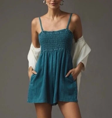 Nuevo con etiquetas Mameluco Pilcro Anthropologie sin mangas ajustado lino verde azulado Foto 1 de 4