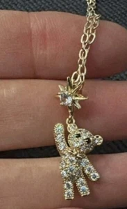 Collier ourson en strass rose et sa chaîne De 45 cm, Neuf - Picture 1 of 2
