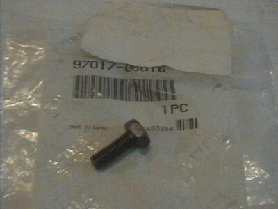 GENUINE YAMAHA M6x 16 HEX HEAD BOLT 97017-06016 PW50 SR125 TRX850 FZR1000 XJR ++ - Image 1 of 2