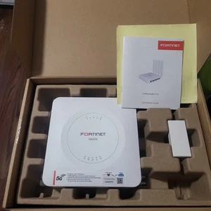 Fortinet FortiExtender FEX-511F - (New Open Box) - Afbeelding 1 van 2