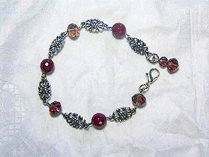 PULSERA DE CRISTAL GRANATE ROJO PROFUNDO CYNN ""NIÑO DE ENERO"" PIEDRA DE NACIMIENTO CYNTHIA LYNN ""Niño de enero - Imagen 1 de 1