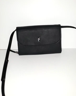 Bandolera organizadora A Simply Vera bolso de hombro cartera imitación cuero negro Foto 1 de 4