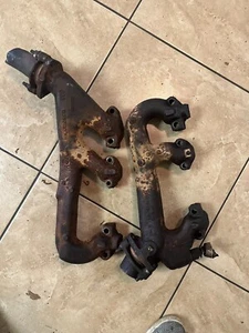 1996-2001 GMC SAFARI ASTRO 4.3 EXHAUST MANIFOLD HEADER OEM 12550119 PAIR - Picture 1 of 3