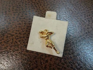 GOLDTONE FOOTBALL PLAYER PIN **GREAT FOR A PROUD MOM** - Picture 1 of 1