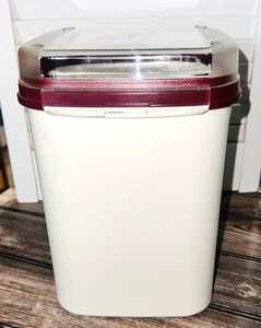 Tupperware 1622 Modular Mate with Grate & Hinged Clear Lid 23 Cup Red - Picture 1 of 3