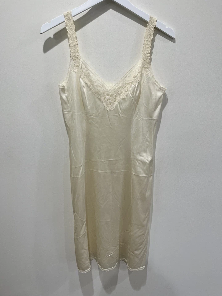 VANITY FAIR полный скольжения платье слоновой кости Sz 36 шелковистый мягкий нейлон кружева отделки романтический - Изображение 1 из 4