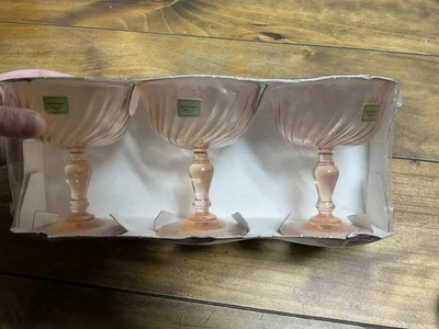 3 copas Luminarc France Rosaline ópticas rosa remolino champán/serbert de colección Foto 1 de 4
