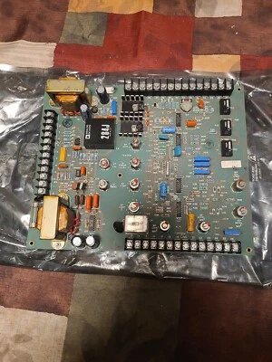 Cleveland Machine Controls M0-02483 (F) D41-9686C Motor Control Drive Board  - Image 1 of 4
