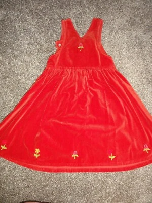 GIRLS LAURA ASHLEY RED VELVET TYPE VALENTINE CHRISTMAS HOLIDAY DRESS SIZE 4 - Image 1 of 4