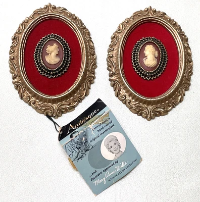 Arabesque by Burwood 4445 Cameo Oval Red With Gold Frame Wall Plaques 4 X 5.5” - Image 1 of 4