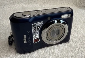 Nikon COOLPIX L20 10.0MP Digital Camera, Blue, Wrist Strap, Tested Working - Picture 1 of 15