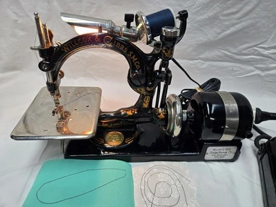 Antiguo Wilcox & Gibbs forma absolutamente excepcional para su edad, funciona gratis Foto 1 de 4