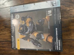 JoyToy Warhammer 40K Imperial Fists Terminator Sgt Sword 1/18 Action Figure - Picture 1 of 6