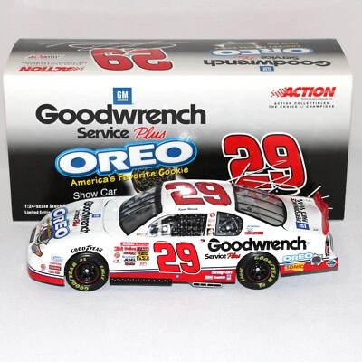 KEVIN HARVICK 2001 ACTION #29 OREO GOODWRENCH SHOW CAR XRARO!! - Imagem 1 de 4