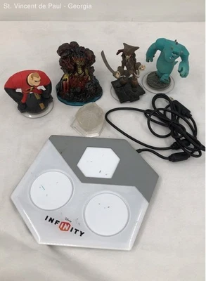 Disney Infinity Starter Pack Microsoft Xbox 360 Sulley Mr Incredible Jack Te Kā Foto 1 de 4