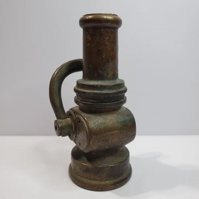 Antiga válvula de desligamento de mangueira de incêndio de latão - Peça de bico de bombeiro do início dos anos 1900  - Imagem 1 de 4