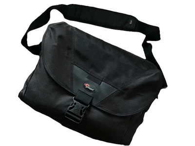 Lowepro Stealth Reporter 650AW Black Professional Camera Bag with Rain Cover - Image 1 of 4