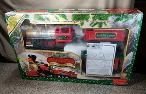 Juego de tren de 22 piezas North Pole Express Navidad EZTEC EUC funciona con pilas - Imagen 1 de 22