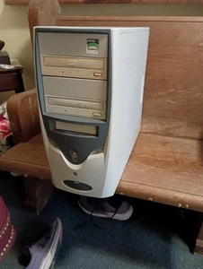 Retro Gaming Computer W/Apex Pc-115 Case, Msi Motherboard And GeForce 7300gt - Afbeelding 1 van 3