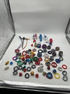 Konvolut Beyblade’s Teile und Stücke - Bild 1 von 10