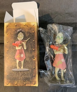 Loot Crate The Coop Bioshock Little Sister w ADAM syringe vinyl figure 3" in - Picture 1 of 11