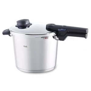NEW Fissler Vitaquick Pressure Cooker 22cm/4.5L - Picture 1 of 1