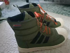 Adidas Superstar Winterstiefel Gr.35 Khakigrün - Bild 1 von 5
