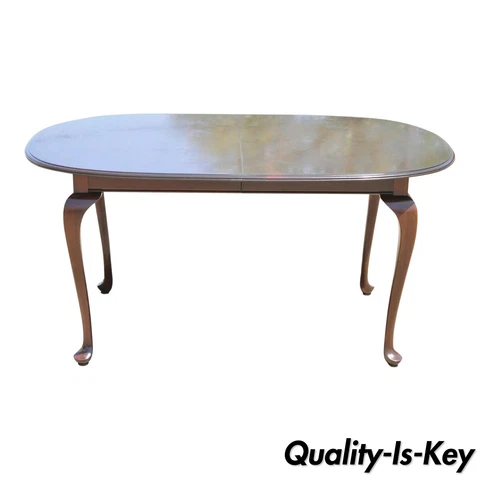 Ethan Allen Georgian Court Cherry Wood Queen Anne Oval Dining Table 1 Leaf Cover