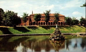 Postal Casa del Peregrino Santuario Nacional Trois-Riveres Quebec Canadá - Imagen 1 de 2