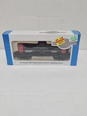 Bachmann 17845 HO Gauge Single Dome Tank Car Owenwood OWOX553 - Image 1 of 3