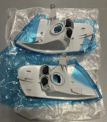 Juego de luces de estacionamiento de esquina faros delanteros Toyota Corolla 1998 1999 2000 Foto 1 de 3