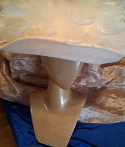 Vintage Ivory Wool Felt Turnback Brim Hat Covered in Feathers - Picture 1 of 7