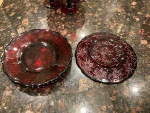 4 PRINZESSINNENHAUS FANTASIA WEIHNACHTSSTERN RUBINROT Dessert-/MITTAGESSENSTELLER - Bild 1 von 5