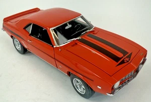 Danbury Mint 1969 Chevrolet Yenko Camaro 427 Orange Limited Edition 1:24 - Picture 1 of 14