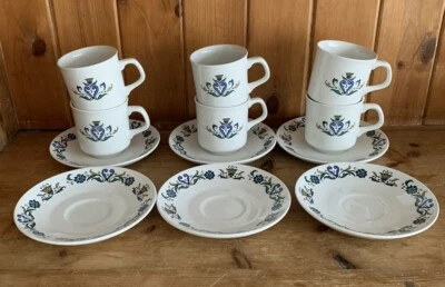 6 Vintage J&G Meakin Minuet Cups And Saucers 60s Blue Retro Floral - Image 1 of 4