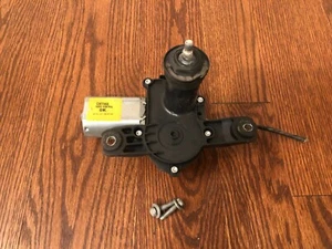 2007 2008 Saturn Outlook GMC Acadia Rear Wiper Motor through 3/23/2008 XLNT - Picture 1 of 5