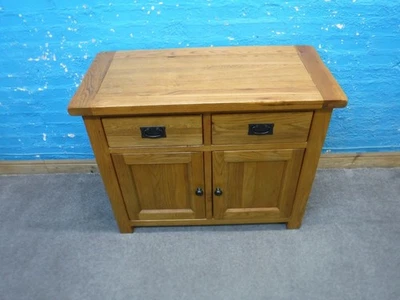 SOLID OAK 2DOOR 2DOVETAILED DRAWER SIDEBOARD WIDE:99CM - MORE ITEMS LISTED - Image 1 of 4