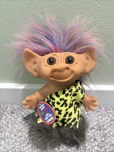 Uneeda Troll Puppe Vintage Höhlenmensch mit Schuhen Regenbogenhaar mit Etikett 8 Zoll - Bild 1 von 6