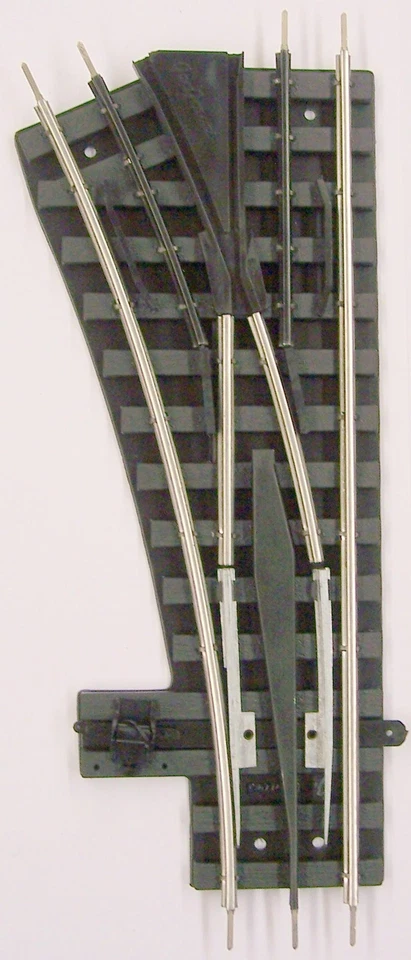 Gargraves 113 O42 "Phantom" Right Hand Manual Switch Turnout - Image 1 of 1