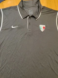Nike Herren Gung-Ho Kurzarm Dri-Fit schwarz Polo X-Large rot vorne MLS ETIKETTEN - Bild 1 von 5