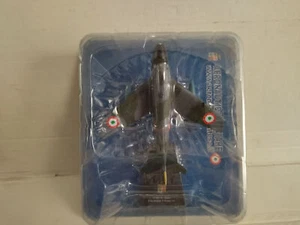 NORTH AMERICAN F-86E (M) SABRE AERONAUTICA MILITARE 1:100 HACHETTE - Imagen 1 de 2