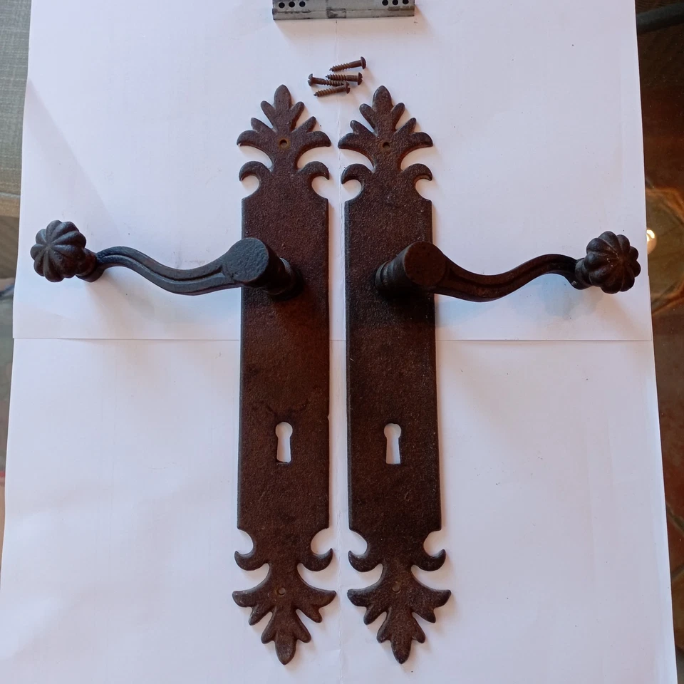 Poignées rustique sur plaque à clé, finition rouille sur fer. Portes d'intérieur - Photo 1/1