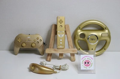 Club Nintendo Wii Zelda Golden Remote, ClassicController, Nunchuck & Handle Gold - Image 1 of 4