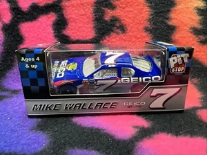 2007 Monte Carlo #7 Mike Wallace Geico 1/64 Action MA Pit Stop NASCAR Diecast  - Picture 1 of 4